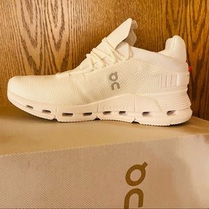 New!!! Never worn!!! On Cloudnova All White Women’s 9.5